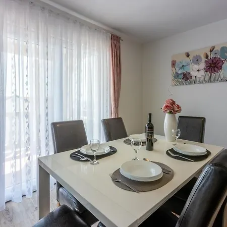 Apartments Rogic Crikvenica Exterior photo