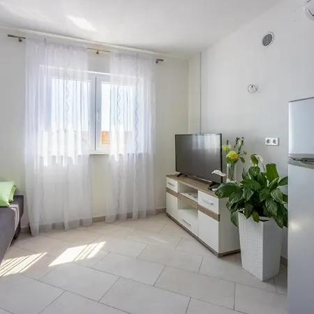 Apartments Rogic Crikvenica Exterior photo