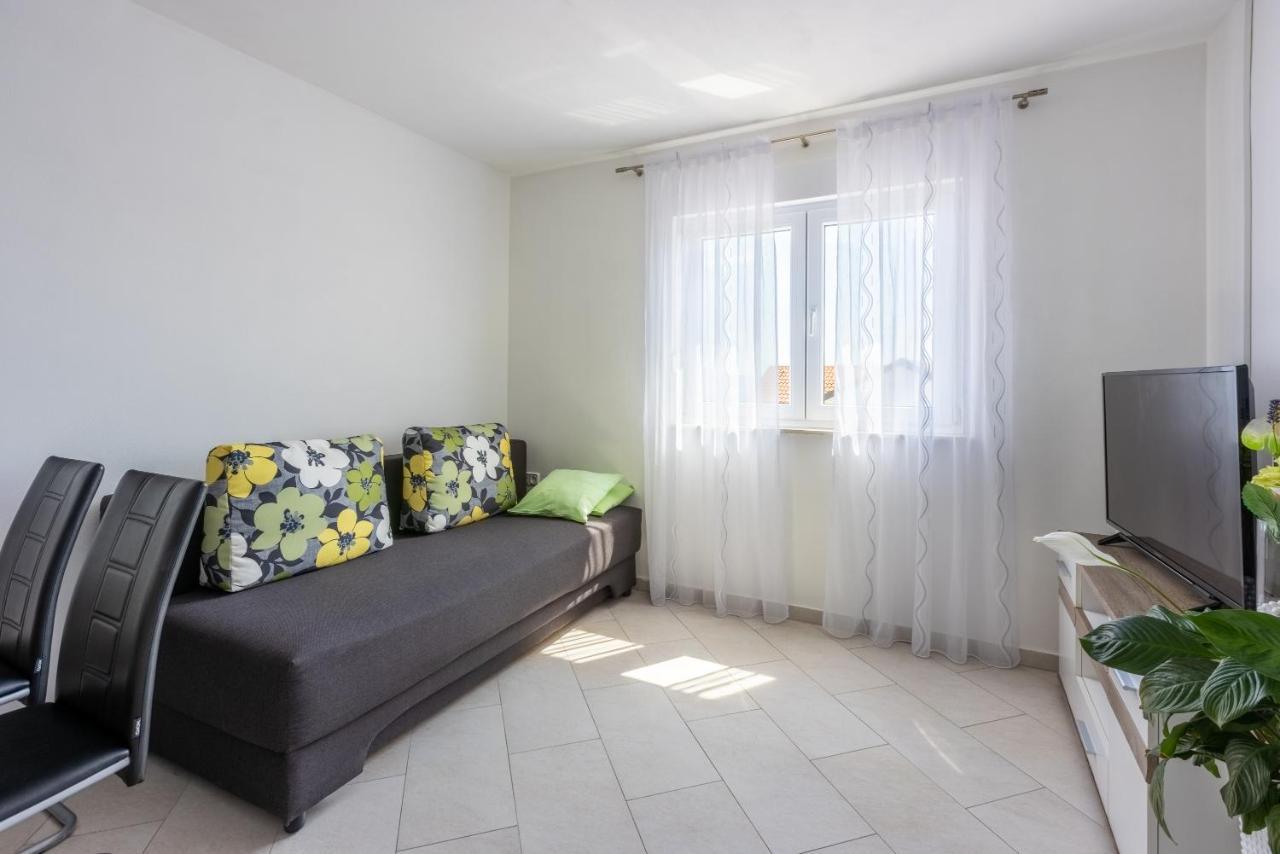 Rogic Apartment
