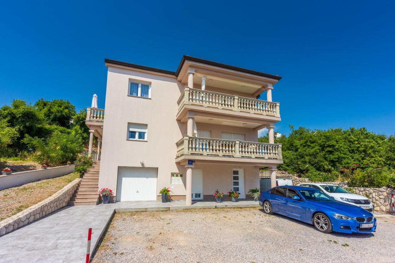 Apartment Rogic *